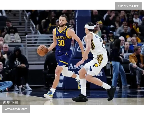 一帮抢戏的🤣 上半场库里3分3中1 勇士其余球员3分18中11